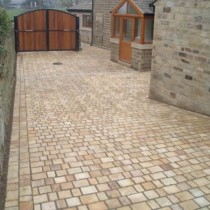 Fossil Mint Indian Sandstone Random Cobblestones Setts Pack 40mm to 60mm