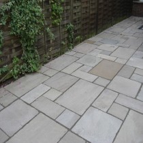 Kandla Grey Indian Sandstone Tumbled Calibrated Patio Paving Slabs Pack 18.5m2 22mm