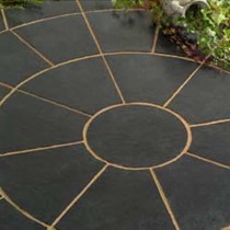 Kota Black Indian Limestone Natural Circle Paving Slabs Pack 2.7m