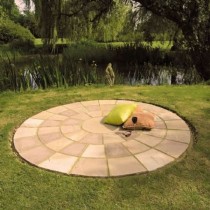 Rippon Rose Indian Sandstone Natural Circle Paving Slabs Pack 2.7m